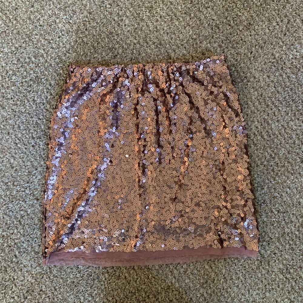 LC Lauren Conrad rose gold sequin skirt